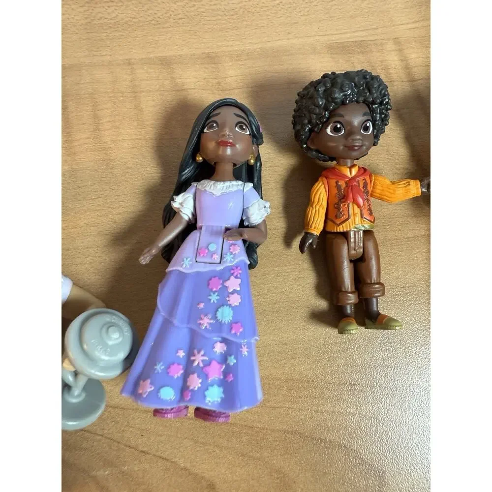 Encanto Figures Play Lot Miniature Mirabel And More Madrigals